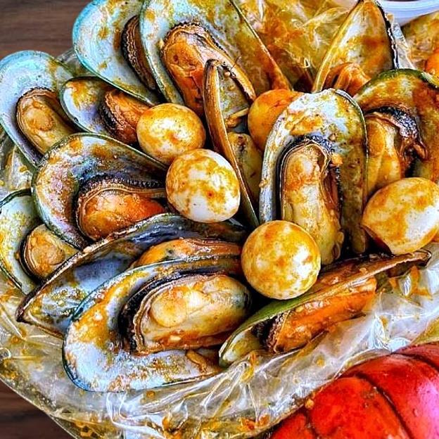 L- Green Mussels (10 CT.)
